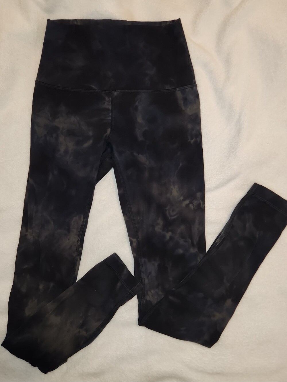 lululemon athletica Black/green Tie-Dye Leggings, Size 4